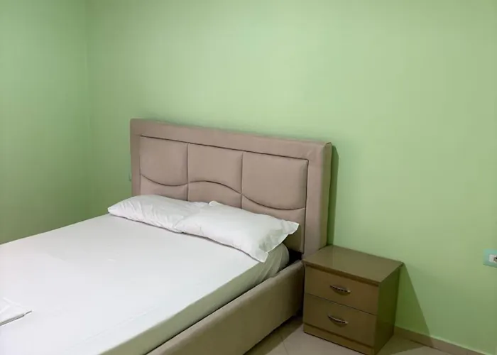 Stefan Vasili Apartament Saranda